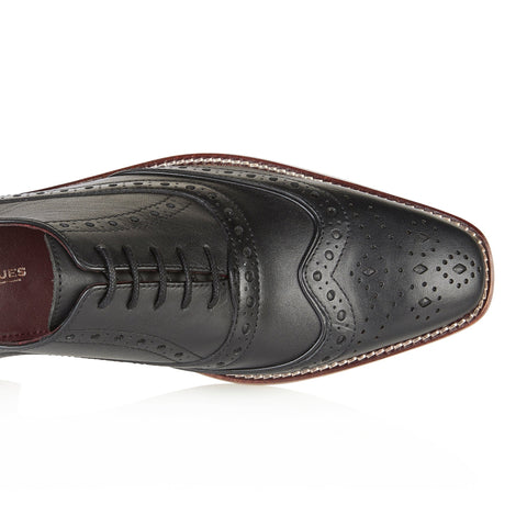 What to Wear with Black Brogues: Office to Evening
