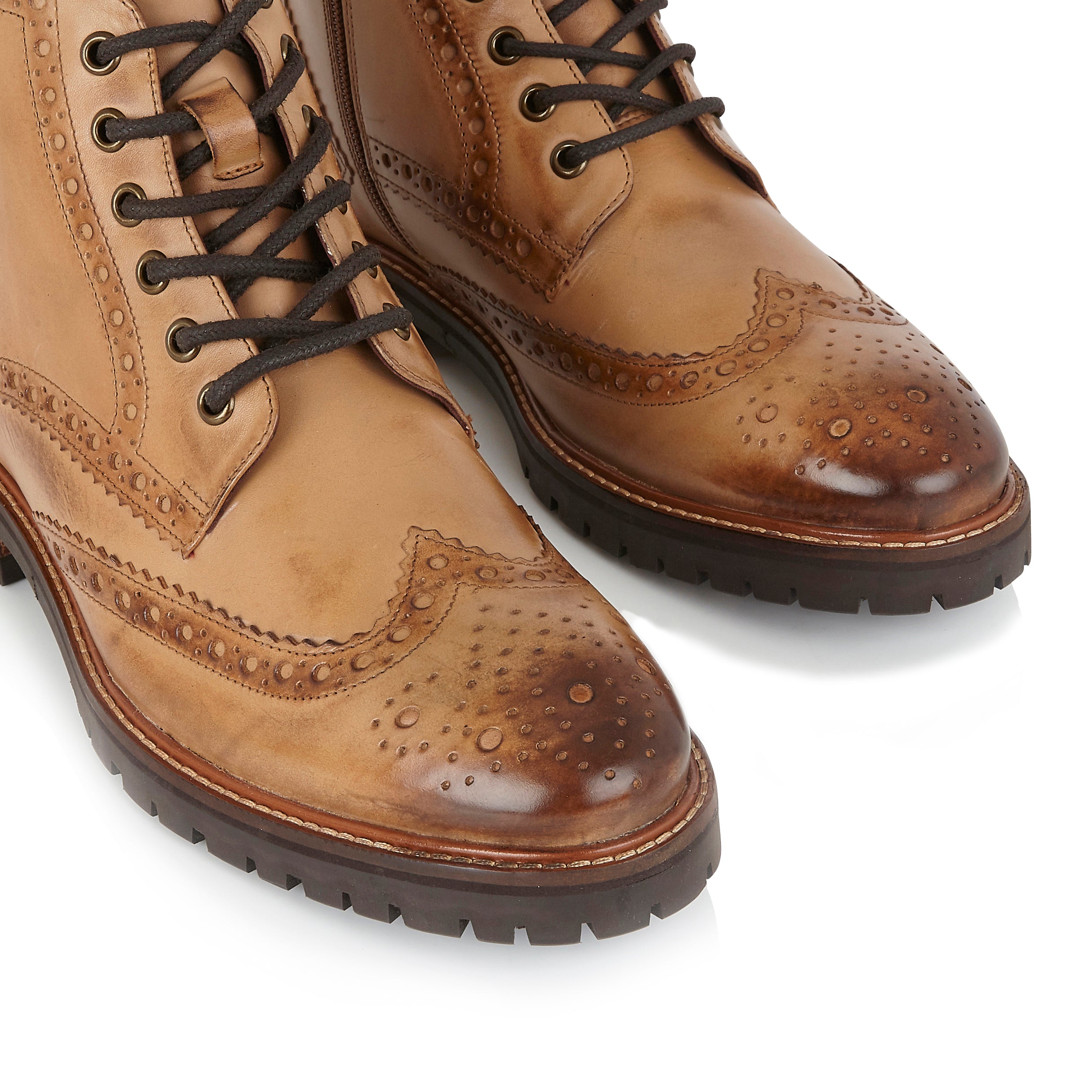 Billy Boot Tan - London Brogues