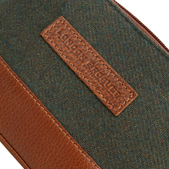 Green Tweed and Leather Washbag - London Brogues